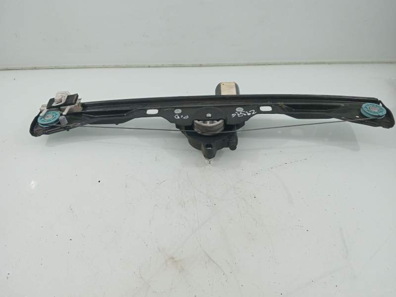 Recambio de elevalunas electrico delantero derecho para fiat iii fiorino (225)(2008) referencia OEM IAM 1368329080  