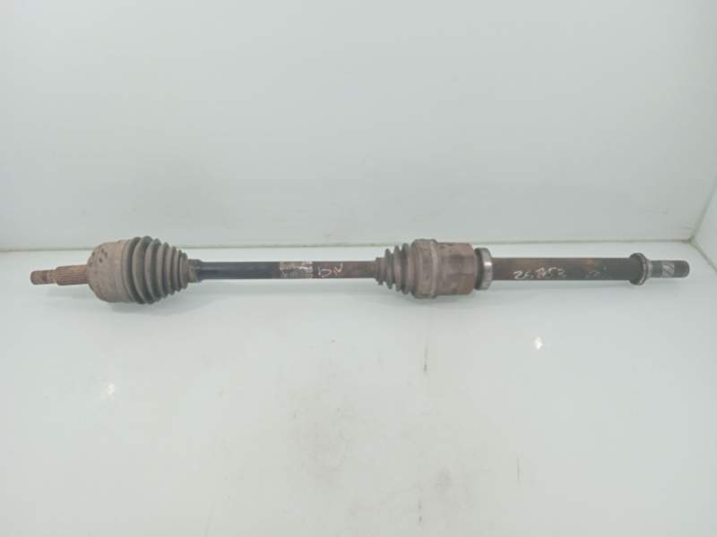 Recambio de transmision delantera derecha para renault megane iii sport tourer 1.5 dci diesel referencia OEM IAM 8200725502  