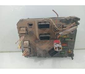 CAJA RELES / FUSIBLES 9657999680 S118085320F 
