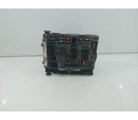 CAJA RELES / FUSIBLES 965061848000 U118470003L 