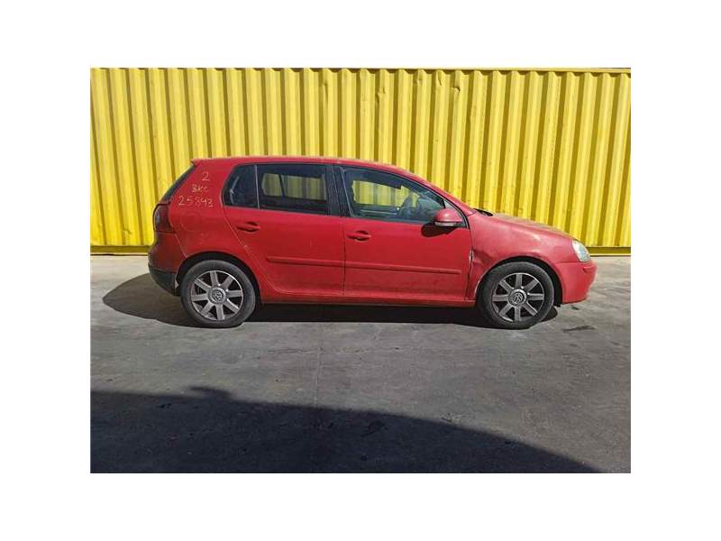 volkswagen golf v berlina (1k1) del año 2004