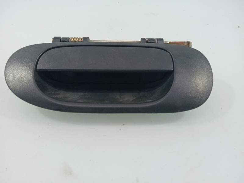 Recambio de maneta trasera izquierda para mitsubishi space star 60 82 referencia OEM IAM   