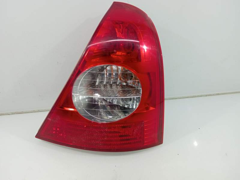 Recambio de piloto trasero derecho para renault clio ii fase ii (b/cb0)(2001) referencia OEM IAM 8200917487 89028252 