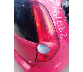 PILOTO TRASERO DERECHO 93193680 