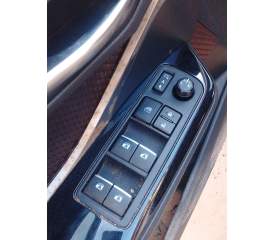 MANDO ELEVALUNAS DELANTERO IZQUIERDO 84040F4020 
