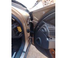 BISAGRA PUERTA DELANTERA DERECHA 2207201437 