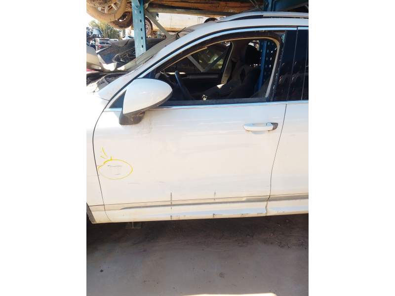 Recambio de puerta delantera izquierda para volkswagen touareg (7p6)(08.2014) referencia OEM IAM 7P0831055A  