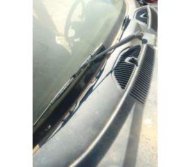 BRAZO LIMPIA DELANTERO DERECHO 05066970AA 