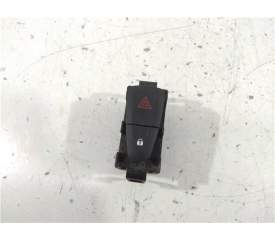 Recambio de interruptor luces emergencia para dacia sandero 1.2 16v cat (75 cv / 55 kw) (75 cv / 55 kw) referencia OEM IAM   