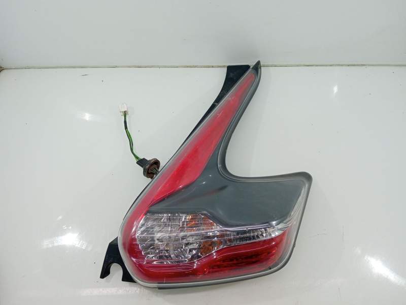 Recambio de piloto trasero derecho para nissan juke (f15) 1.2 dig-t referencia OEM IAM 26550BV80B 265501KA0B 