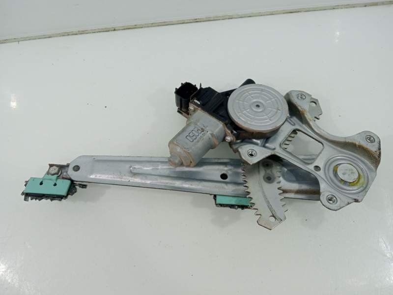 Recambio de elevalunas trasero derecho para nissan juke (f15) 1.2 dig-t referencia OEM IAM 827201U600  