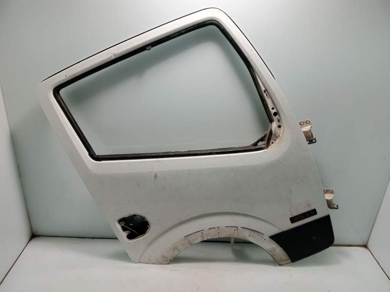 Recambio de puerta delantera derecha para nissan nt400 cabstar (01.2014) referencia OEM IAM H0100LC1MA  