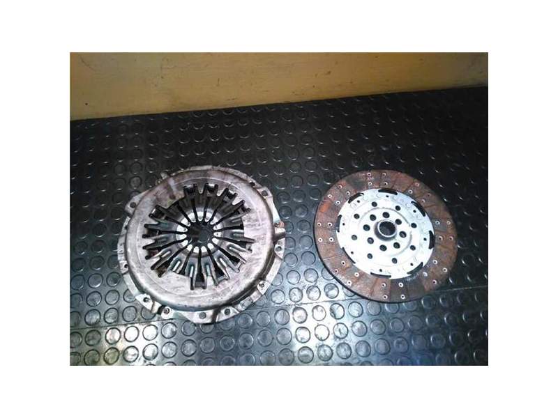 Recambio de kit embrague completo para mazda 6 berlina (gg) 2.0 diesel cat (136 cv / 100 kw) (136 cv / 100 kw) referencia OEM IA