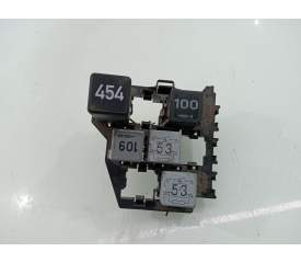 CAJA RELES / FUSIBLES 7E0937503B 