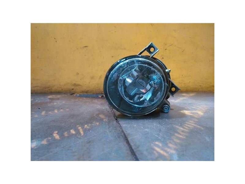 Recambio de faro antiniebla derecho para seat leon (1p1)(05.2005) referencia OEM IAM 5P0941700A  