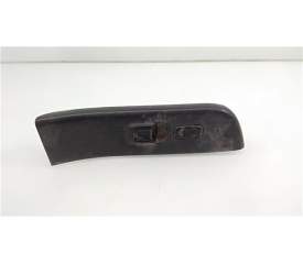 MANDO ELEVALUNAS DELANTERO DERECHO 