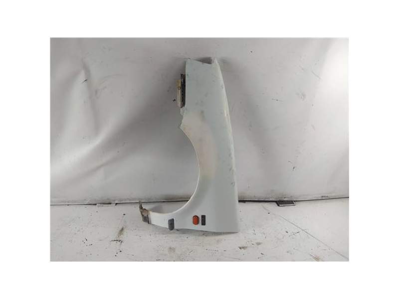 Recambio de aleta delantera izquierda para renault r 19 berl. con portón (b/c53)(1988) 1.8 19 txe [1,8 ltr. - 66 kw] referencia 