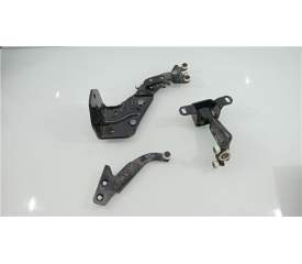 Recambio de soporte puerta corredera para mercedes-benz clase v (w447) 2.1 cdi cat (136 cv / 100 kw) referencia OEM IAM A4477300