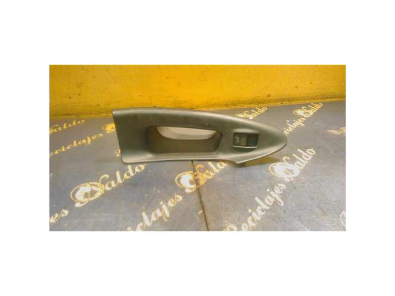 Recambio de mando elevalunas delantero derecho para audi a4 berlina (b5) 1.9 tdi (110 cv / 81 kw) referencia OEM IAM   