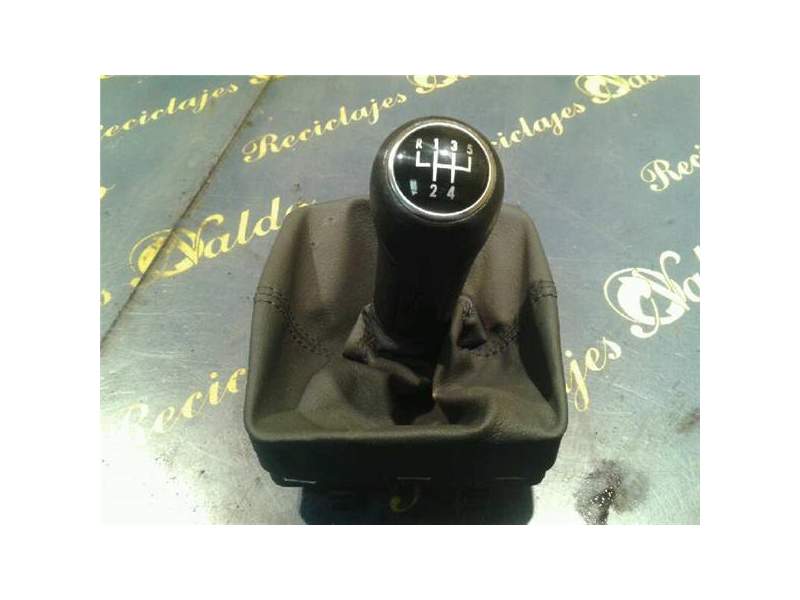 Recambio de pomo palanca cambio para volkswagen polo (9n1) 1.9 tdi (101 cv / 74 kw) referencia OEM IAM   