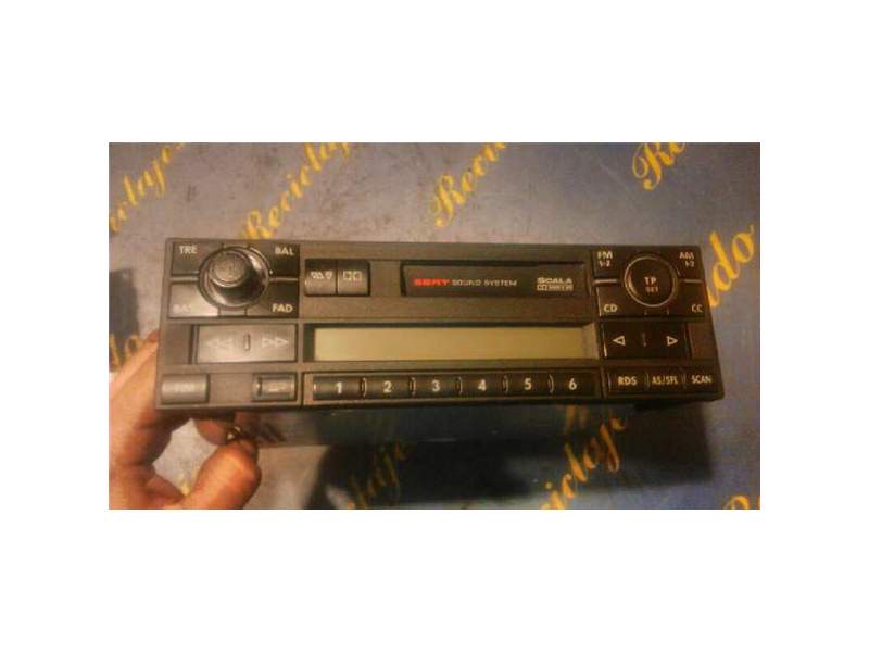 Recambio de radio caset para seat alhambra (7v8) 1.9 tdi (90 cv / 66 kw) referencia OEM IAM VSSZZZ7MZ4V5121588  