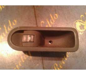 Recambio de mando elevalunas delantero derecho para renault megane ii berlina 3p (10.2002) referencia OEM IAM   