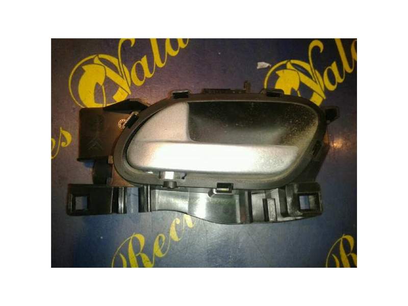 Recambio de manilla interior puerta trasera izquierda para peugeot 207 (2006) referencia OEM IAM   