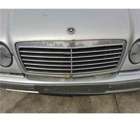 Recambio de rejilla capo para mercedes-benz clase e (bm 210) berlina (1995) 2.9 290 turbodiesel (210.017) [2,9 ltr. - 95 kw turb
