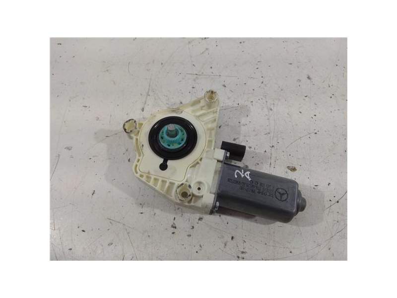 Recambio de motor elevalunas delantero derecho para mercedes-benz clase b (bm 245)(03.2005) referencia OEM IAM A1698204242  