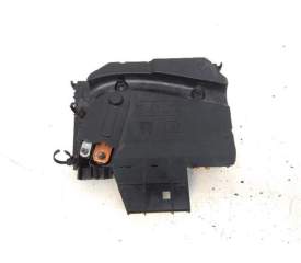 CAJA RELES AV6T14A067BC 