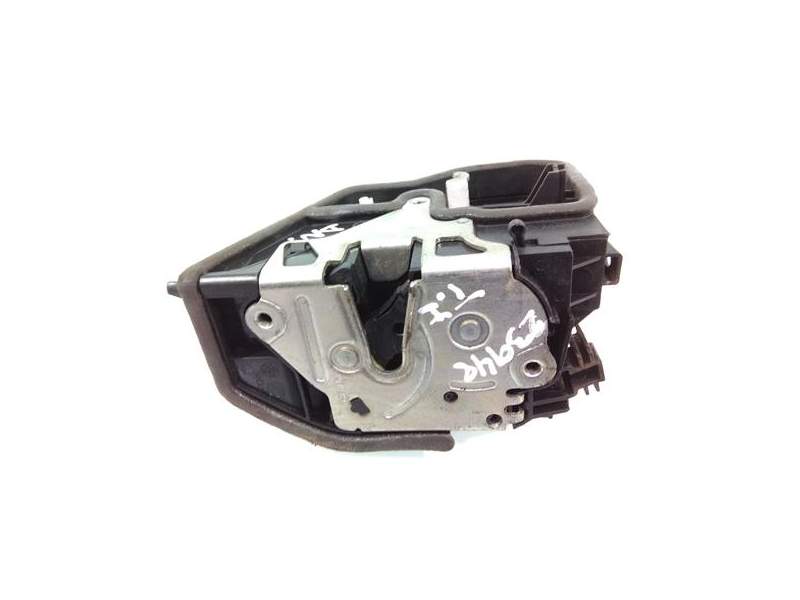 Recambio de cierre electromagnetico trasero izquierdo para bmw serie 5 berlina (e60)(2003) referencia OEM IAM 7202147  