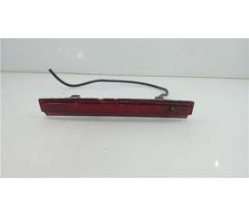 Recambio de piloto trasero central para renault clio iv (2012) referencia OEM IAM 265902759R  