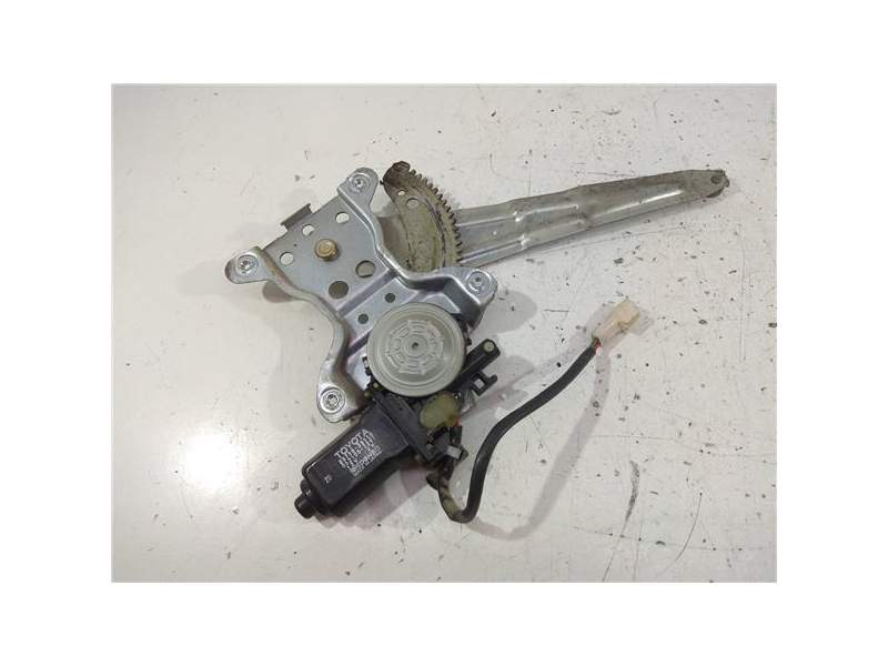 Recambio de elevalunas electrico trasero derecho para toyota hilux (kun)(2005) referencia OEM IAM 8571035110  