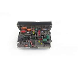 CAJA RELES 10688710 