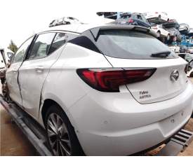 PILOTO TRASERO IZQUIERDO 39099017 