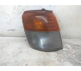 Recambio de piloto intermitente lateral delantero derecho para mitsubishi montero (l040)(1984) referencia OEM IAM   