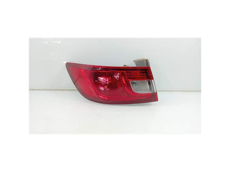 Recambio de piloto trasero izquierdo para renault clio iv (2012) referencia OEM IAM 265553752R  