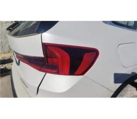 PILOTO TRASERO DERECHO 63219465350 