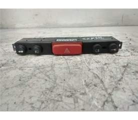 Recambio de interruptor luces emergencia para alfa romeo 147 (190)(2000) referencia OEM IAM   
