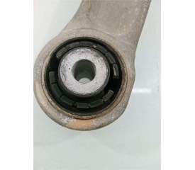 BRAZO SUPERIOR DELANTERO DERECHO 8W0413037 