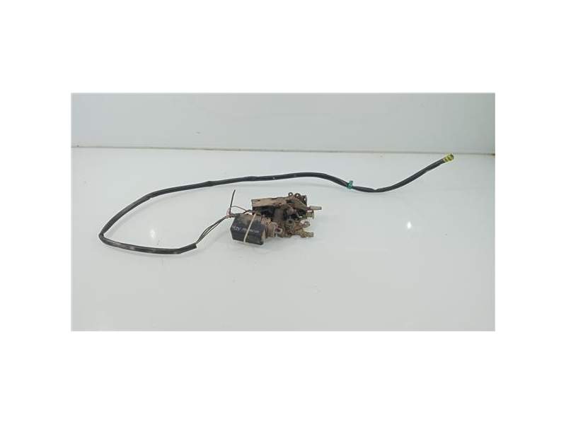 Recambio de cierre electromagnetico delantero izquierdo para mercedes-benz vito kombi (639)(06.2003) referencia OEM IAM 63872003