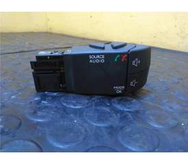 Recambio de mando multifuncion para renault clio iv (2012) 0.9 zen [0,9 ltr. - 66 kw tce energy] referencia OEM IAM   