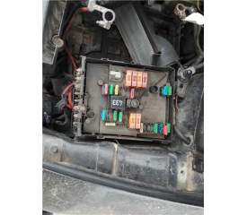 CAJA RELES 