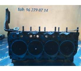 Recambio de culata para nissan cabstar referencia OEM IAM BD30D  