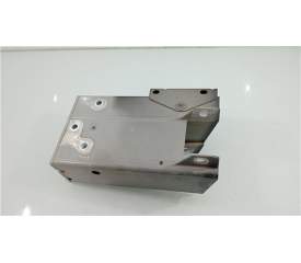 Recambio de refuerzo paragolpes para volvo xc60 (03.2017) referencia OEM IAM 32377061LH  