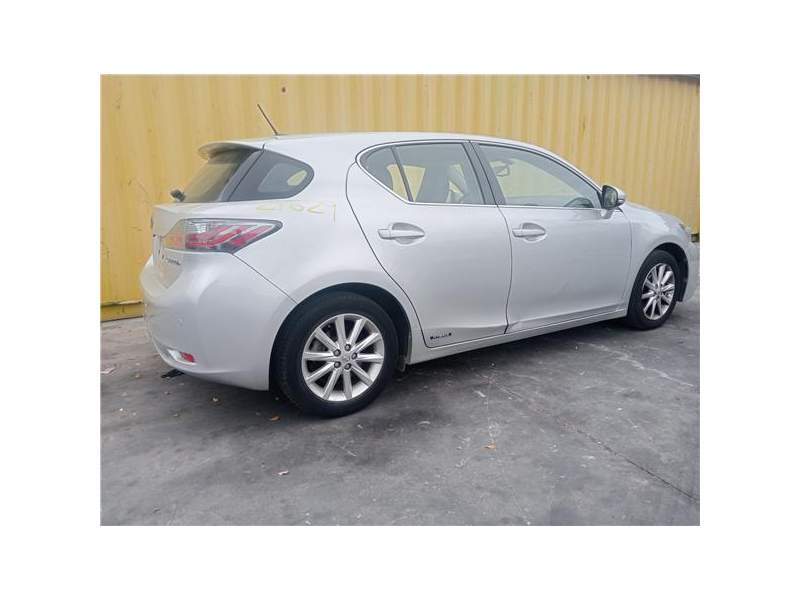 LEXUS CT (ZWA10)(2010)