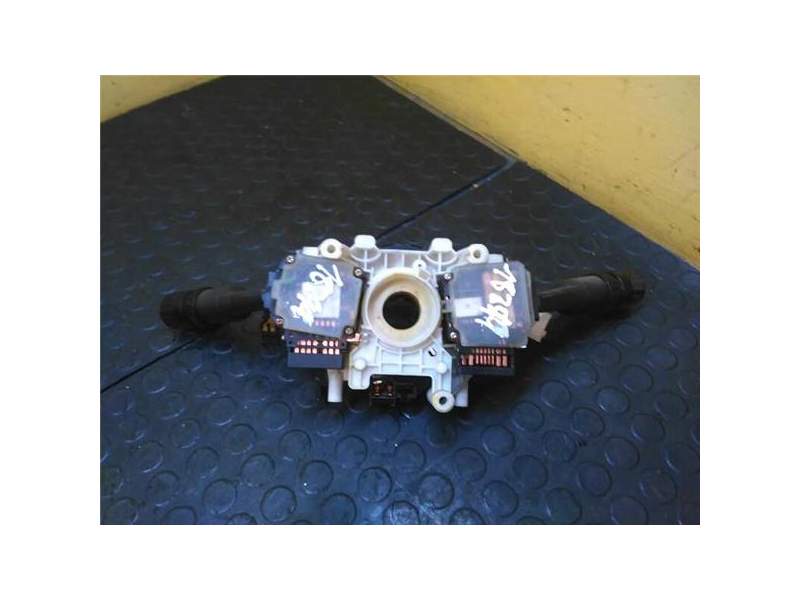 Recambio de mando de luces para hyundai coupe (gk) 2.0 16v cat (139 cv / 102 kw) (139 cv / 102 kw) referencia OEM IAM 934002C110