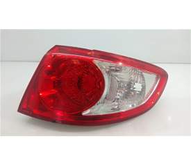 PILOTO TRASERO DERECHO 924022B000 