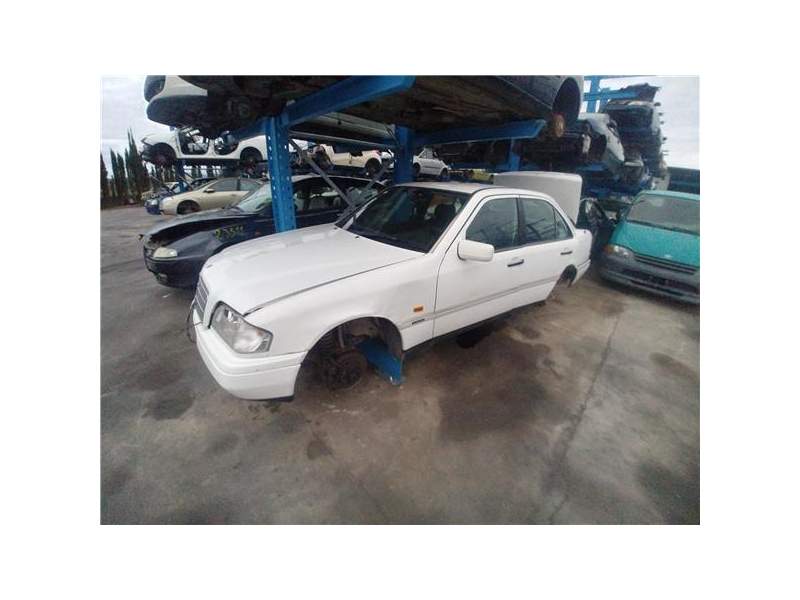 MERCEDES-BENZ CLASE C (W202) BERLINA