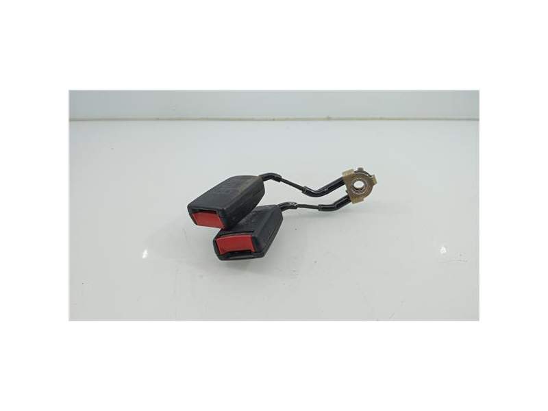 Recambio de enganche cinturon para volkswagen golf iv berlina (1j1)(10.19972004) referencia OEM IAM 1J0857488B  